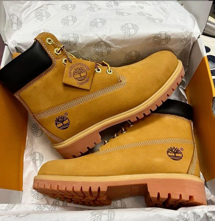 Timberland "Yellow Boots"