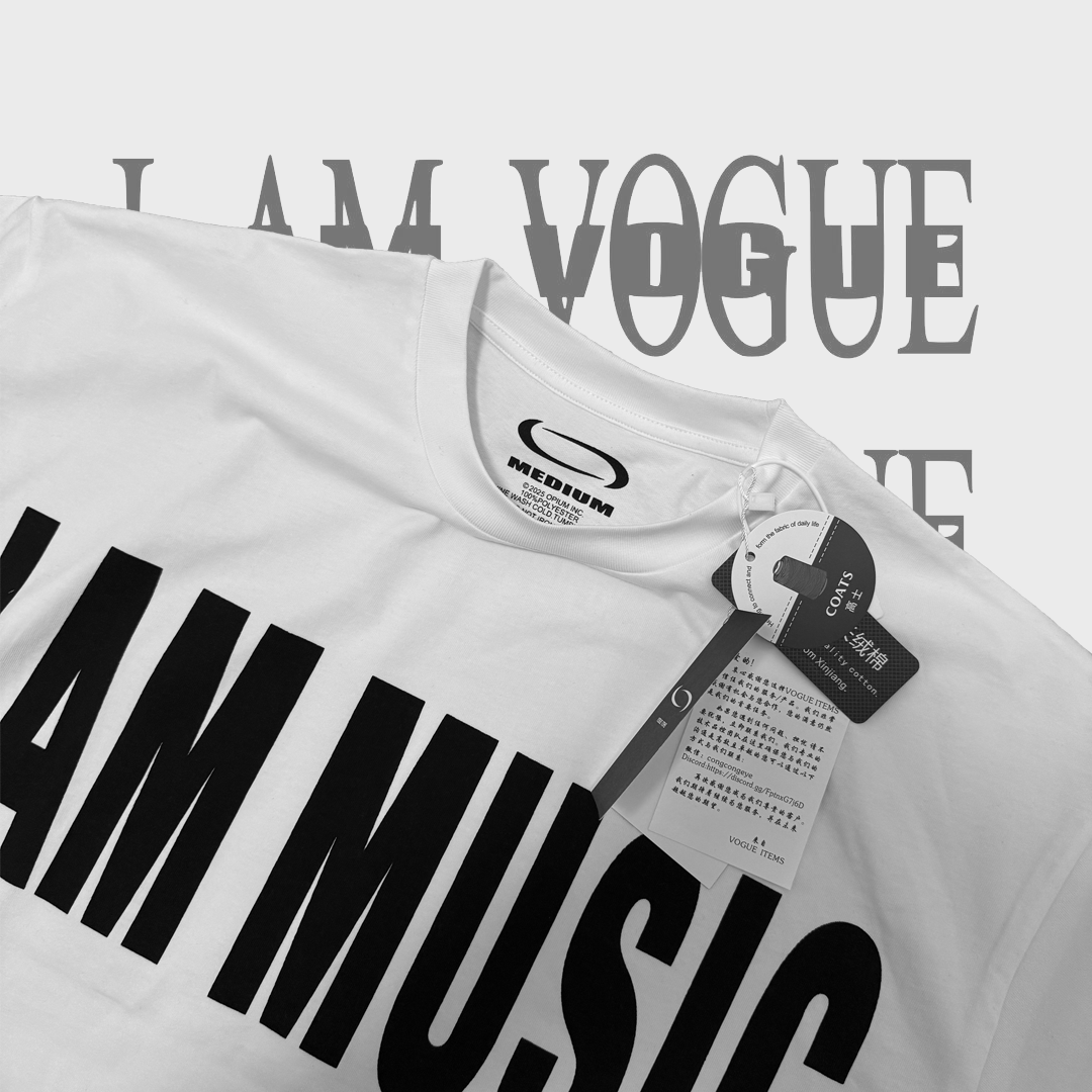 Camiseta “I am Music” Opium Merch
