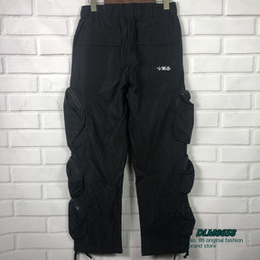 Calça Cargo Multi Pockets Travis Scott